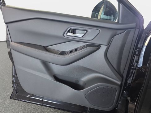 New 2026 Nissan Rogue SV w/ Cold Weather Package FWD image 26
