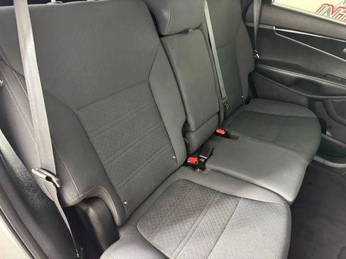 Used 2018 Kia Sorento L FWD image 33