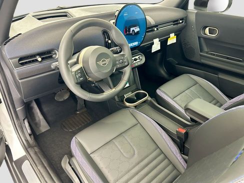 New 2026 MINI Cooper 2-Door Hardtop image 9