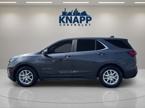 Used 2023 Chevrolet Equinox LT FWD image 2