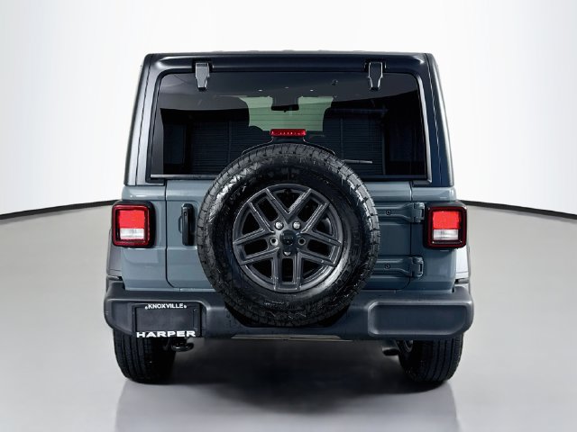 Used 2024 Jeep Wrangler Unlimited Sport AWD/4WD image 8