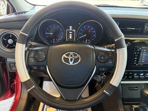 Used 2017 Toyota Corolla iM w/ All-Weather Mat Package FWD image 11
