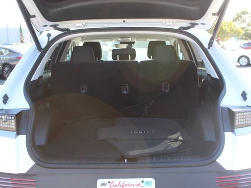 Used 2024 Hyundai Ioniq 5 SEL image 10
