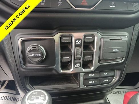 Certified 2022 Jeep Wrangler Unlimited Sahara w/ Cold Weather Group AWD/4WD image 25