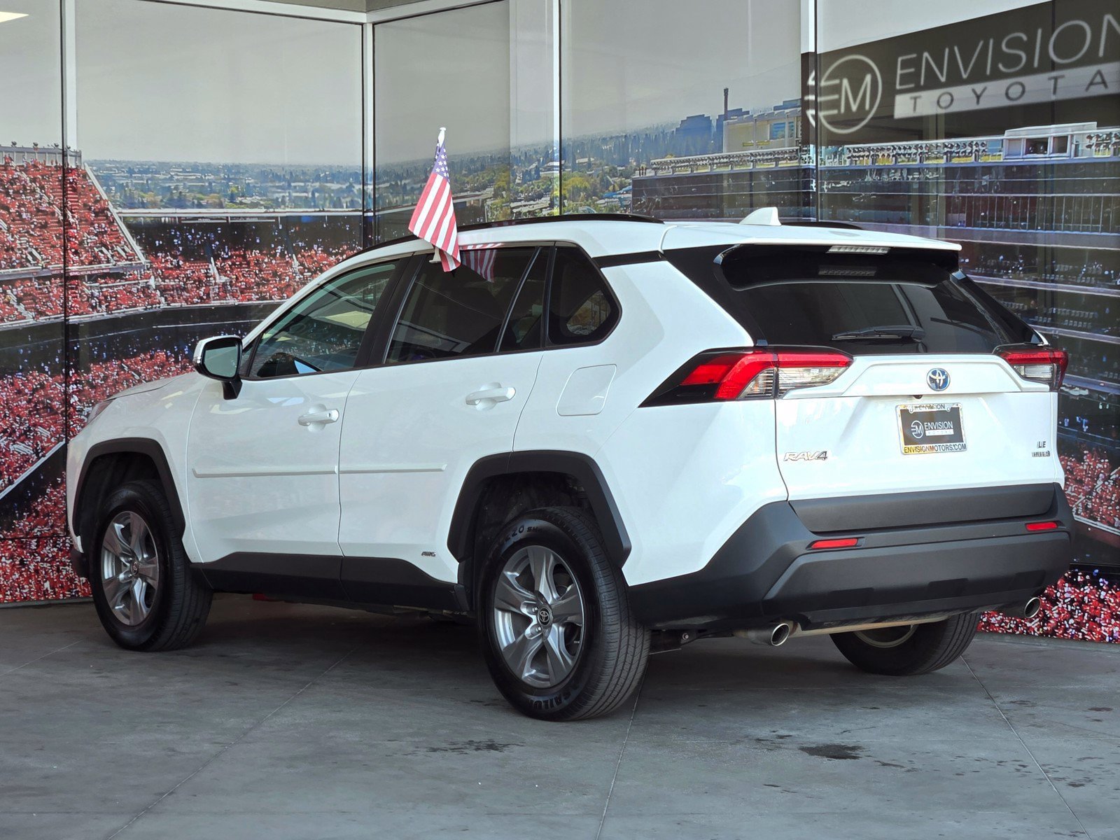 Certified 2024 Toyota RAV4 LE AWD/4WD image 5
