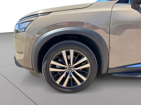 Used 2023 Nissan Pathfinder Platinum w/ Lighting Package (N93) image 8