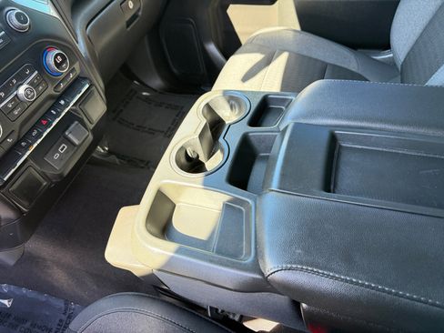 Used 2020 Chevrolet Silverado 1500 LT w/ Texas Edition image 13