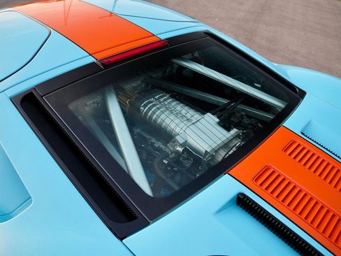 Used 2006 Ford GT image 16