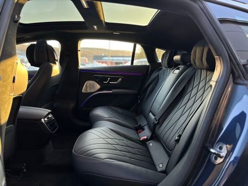 Certified 2023 Mercedes-Benz EQS 580 4MATIC Sedan image 22