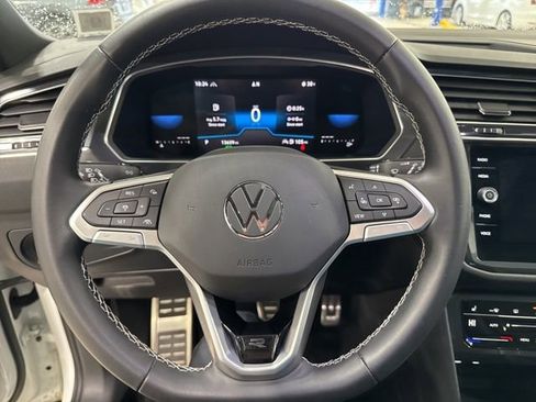 Certified 2023 Volkswagen Tiguan SE R-Line image 12