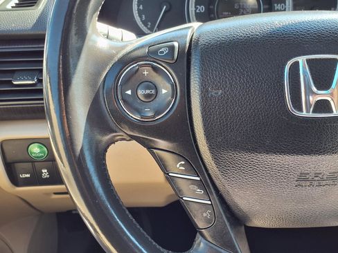 Used 2013 Honda Accord EX-L image 17