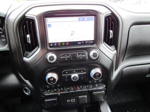 Used 2019 GMC Sierra 1500 AT4 w/ AT4 Premium Package image 16