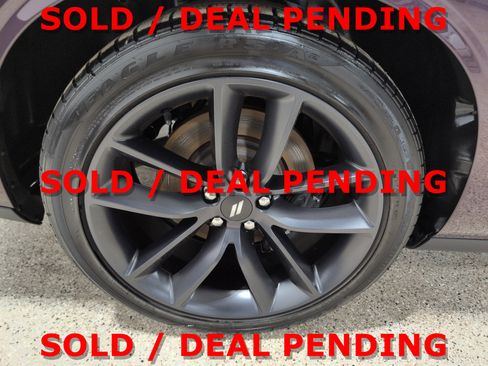 Used 2021 Dodge Challenger R/T w/ Plus Package image 11