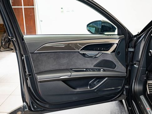 Certified 2022 Audi S8 image 26