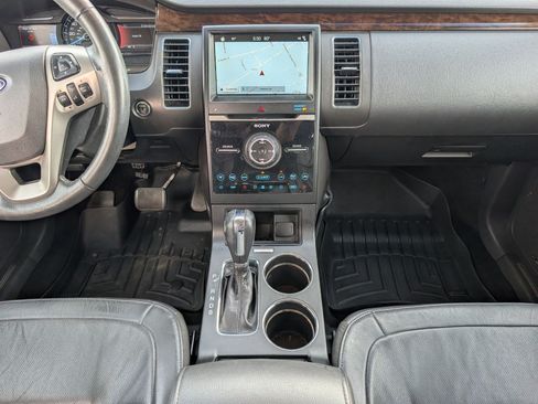 Used 2018 Ford Flex Limited FWD image 7