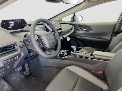 New 2026 Toyota Prius XLE image 19