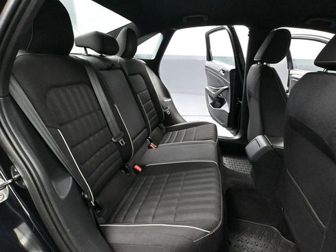 Used 2023 Volkswagen Jetta Sport image 40