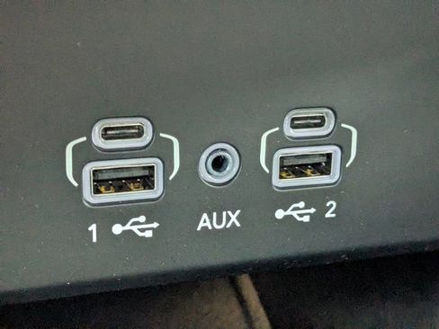 New 2026 Jeep Grand Wagoneer 2WD w/ 8-Passenger Seating Package image 25