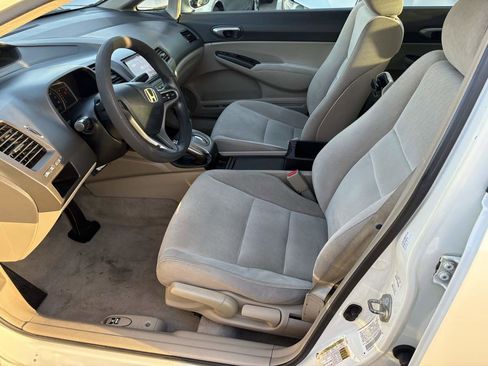 Used 2010 Honda Civic LX image 16