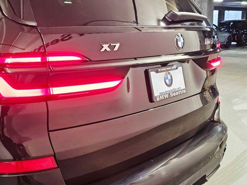 New 2026 BMW X7 M60i image 7