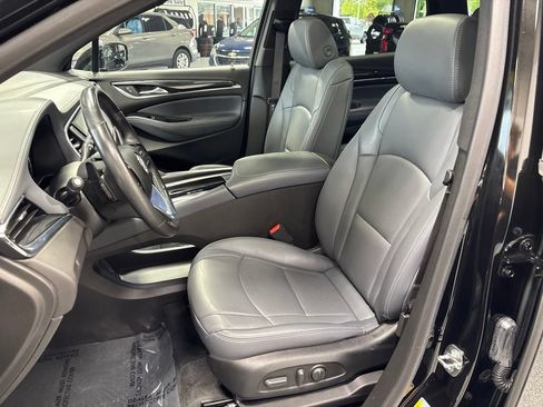Used 2023 Buick Enclave Essence w/ Experience Buick Package AWD/4WD image 10