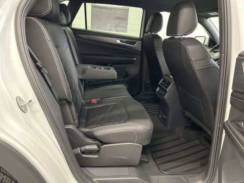 New 2026 Volkswagen Atlas Cross Sport SE AWD/4WD image 33