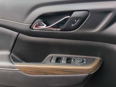 Used 2023 GMC Acadia SLE w/ Driver Convenience Package image 22