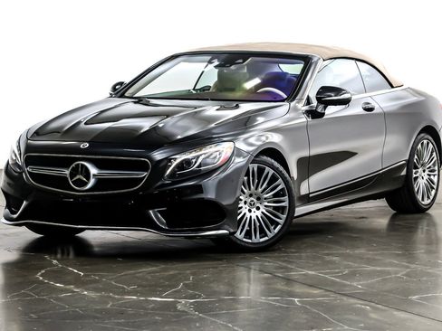 Used 2019 Mercedes-Benz S 560 Cabriolet image 3