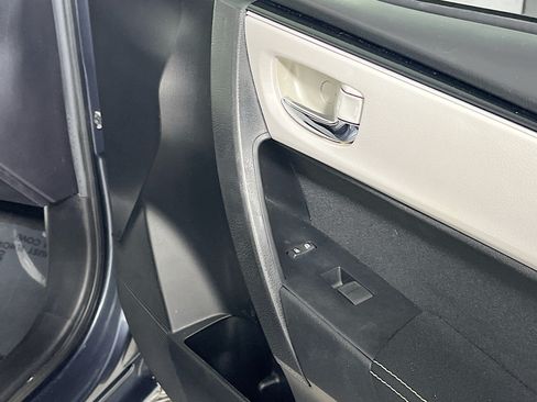 Used 2019 Toyota Corolla LE FWD image 32