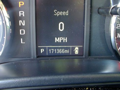 Used 2017 Chevrolet Silverado 1500 W/T w/ Trailering Package AWD/4WD image 11