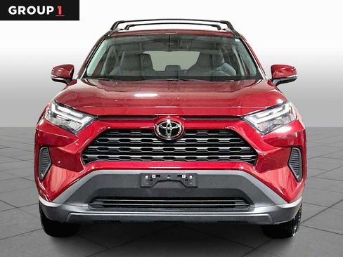 Certified 2022 Toyota RAV4 XLE image 3