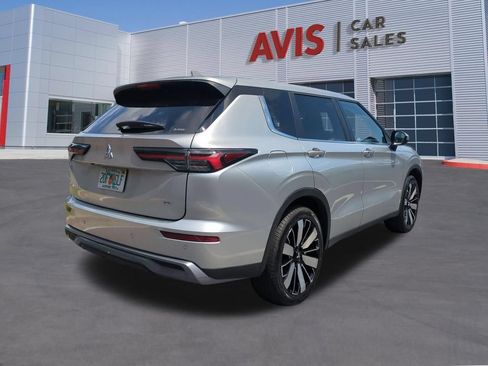 Used 2025 Mitsubishi Outlander SE AWD/4WD image 6