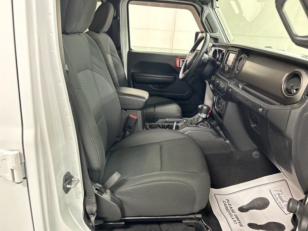 Used 2021 Jeep Wrangler Unlimited Sport AWD/4WD image 22