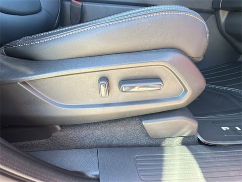 New 2025 Honda Pilot EX-L image 23
