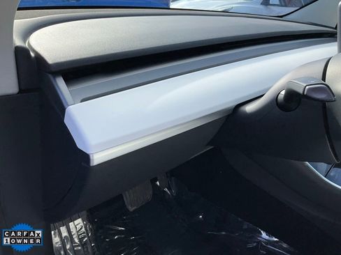 Used 2019 Tesla Model 3 Long Range image 18