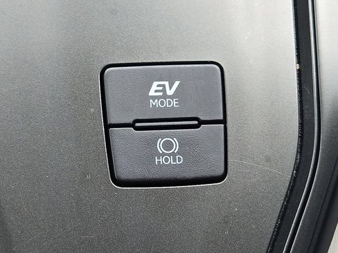 Used 2025 Lexus UX 300h AWD w/ Cold Area Package image 20