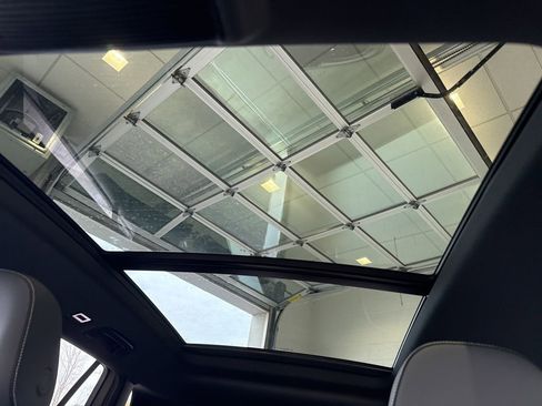 New 2026 Volkswagen Tiguan SE R-Line image 23