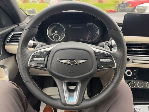 Certified 2026 Genesis G70 2.5T AWD/4WD image 5