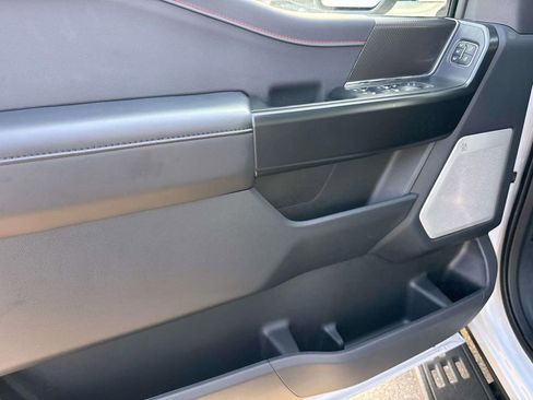 Used 2025 Ford F150 Raptor image 24