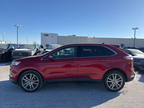 Used 2022 Ford Edge Titanium image 7