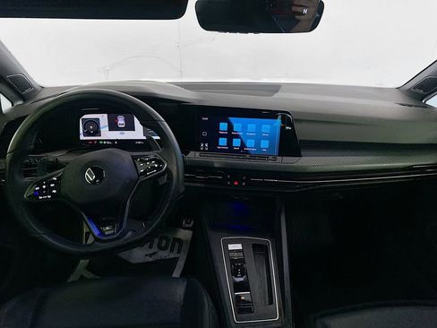 Used 2022 Volkswagen Golf R image 23