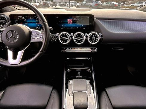 Certified 2022 Mercedes-Benz GLA 250 4MATIC image 15