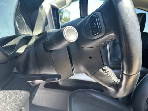 Used 2022 RAM 1500 Laramie AWD/4WD image 46