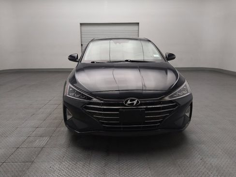 Used 2020 Hyundai Elantra Limited w/ Cargo Package (C1) FWD image 15