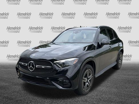 Used 2024 Mercedes-Benz GLC 300 4MATIC image 5