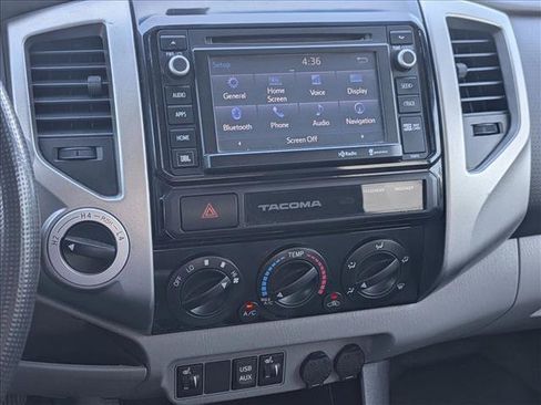 Used 2015 Toyota Tacoma 4x4 Double Cab w/ Limited Package image 16