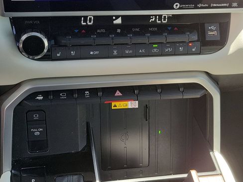 Used 2023 Toyota Tundra Capstone AWD/4WD image 35