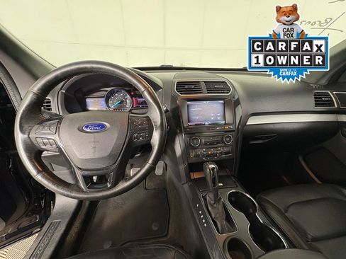 Used 2016 Ford Explorer XLT w/ Equipment Group 202A FWD image 8
