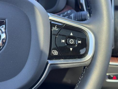 Certified 2023 Volvo XC60 B6 Ultimate image 19