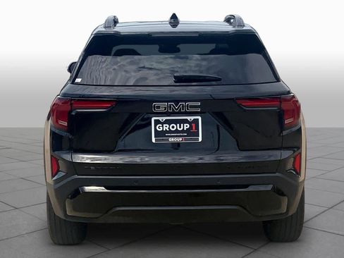Used 2026 GMC Terrain Elevation w/ Elevation Premium Package FWD image 5